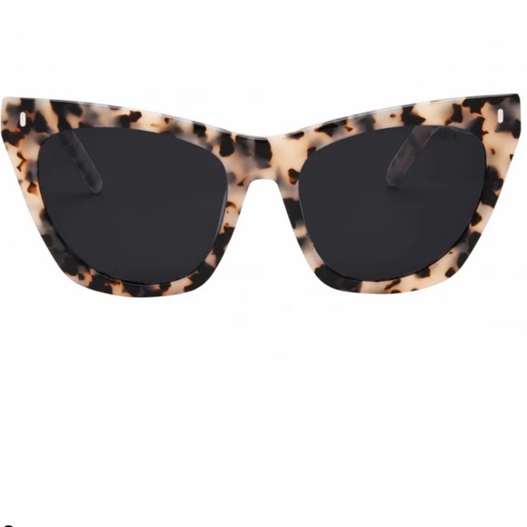 NWT Free People x I-SEA Lexi Sunglasses in Snow Tortoise - Picture 2 of 6